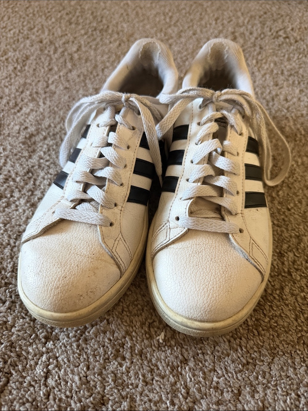 Classic White Adidas Sneakers with Black Stripes
